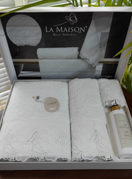 Набір махрових рушників La Maison Mely 3шт. + ароматичний спрей