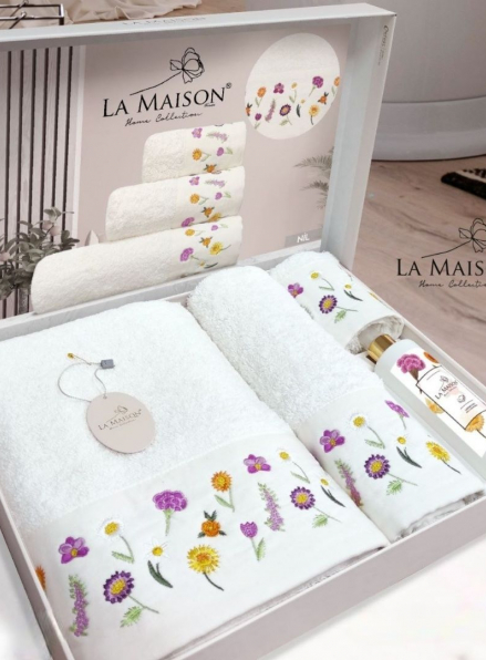 Набор махровых полотенец La Maison Nil 3шт. + ароматический спрей