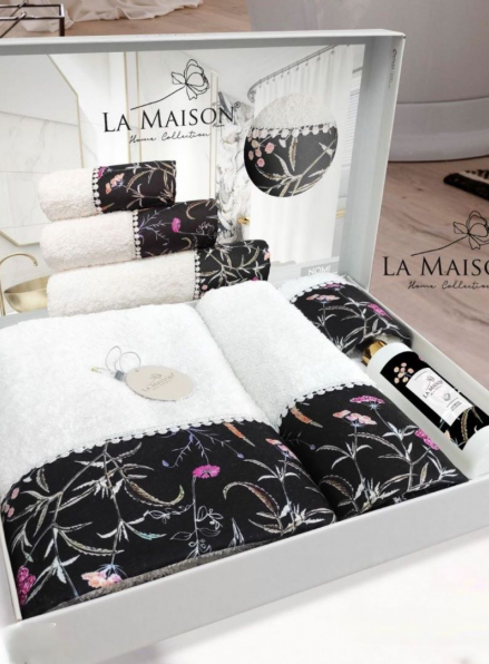 Набор махровых полотенец La Maison Nomi 3шт. + ароматический спрей