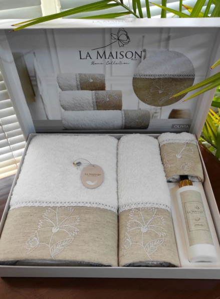 Набір махрових рушників La Maison Olivia 3шт. + ароматичний спрей