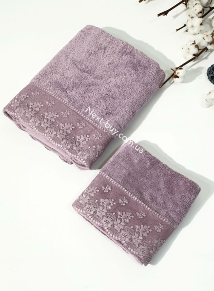 Махровое полотенце Maison D'or Sessa 50х100см фиолетовое