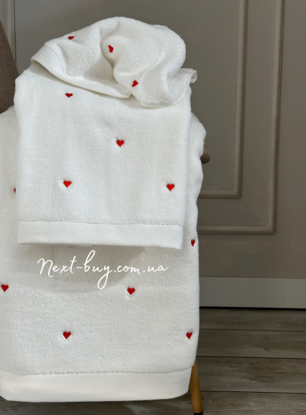 Набор махровых полотенец Maison D'or Soft Hearts white-red с сердечками