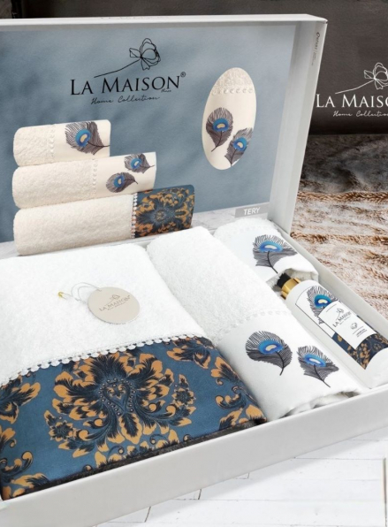 Набор махровых полотенец La Maison Tery 3шт. + ароматический спрей