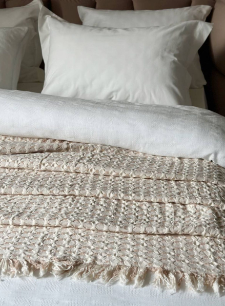 Легкий плед жатка з бахромою Maison D'or Paris Melodia beige 220х240