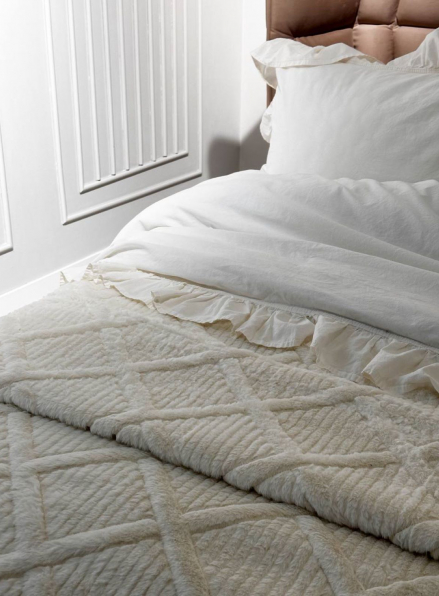 Велюрове стьобане покривало Colorful кремове євро 200х230