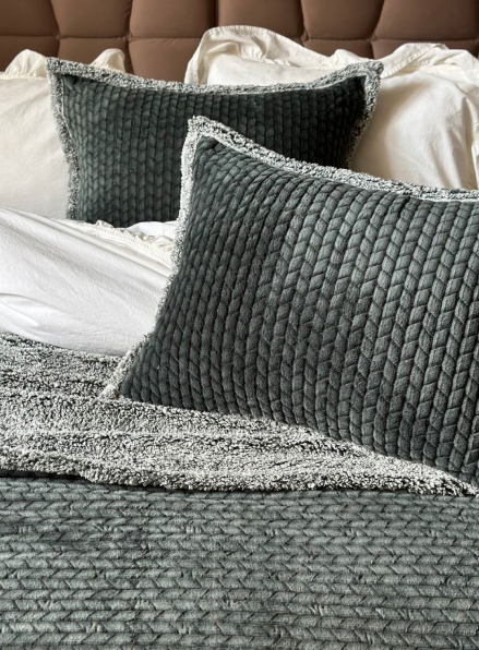 Двохстороннє тепле і м'яке покривало з наволочками Mosaic haki 220х260