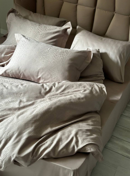 Постельное белье Saheser Austin bej евро 200х220 сатин-жаккард