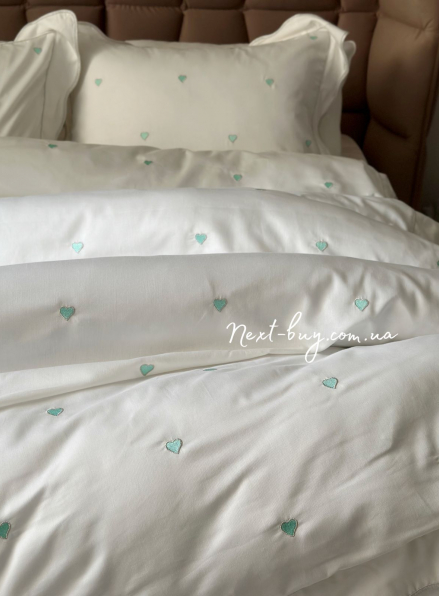 Maison D'or Les Coeurs cream-mint постільна білизна євро 200х220 сатин з аплікацією з сердечок