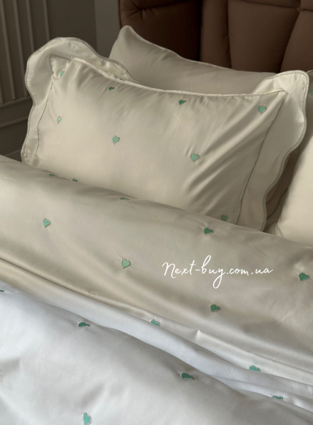 Maison D'or Les Coeurs cream-mint постільна білизна євро 200х220 сатин з аплікацією з сердечок
