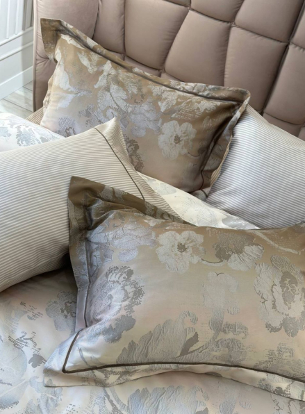 Постільна білизна Maison D'or Ambre gold євро 200х220 тенсел