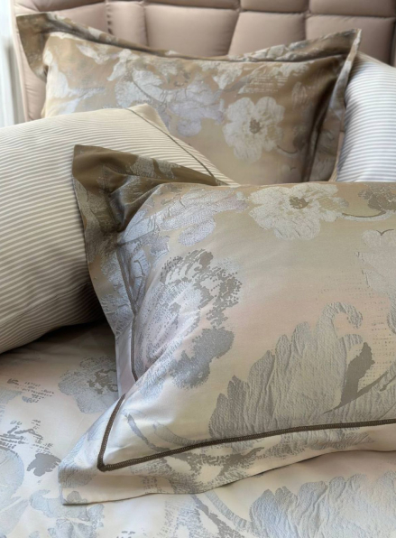 Постільна білизна Maison D'or Ambre gold євро 200х220 тенсел