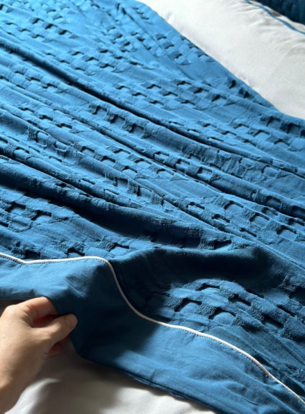 Постільна білизна з піке Saheser Helen blue євро 200х220