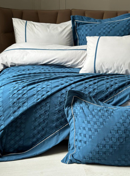 Постільна білизна з піке Saheser Helen blue євро 200х220