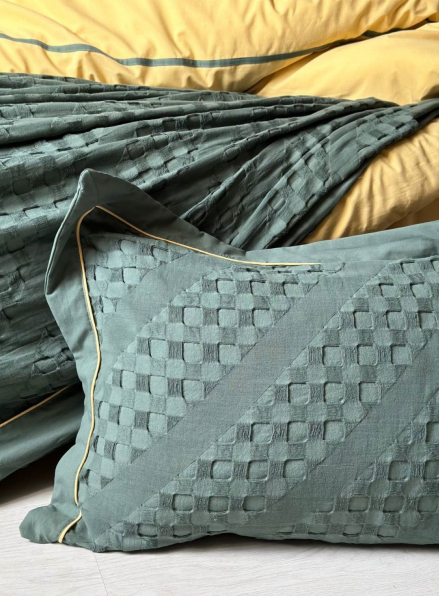 Постільна білизна з піке Saheser Helen green євро 200х220