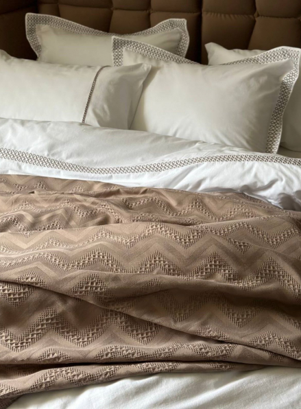 Постільна білизна з піке Saheser Noemi mink євро 200х220