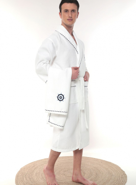 Вафельный набор Maison D'or Marine мужской халат и 2 полотенца белый