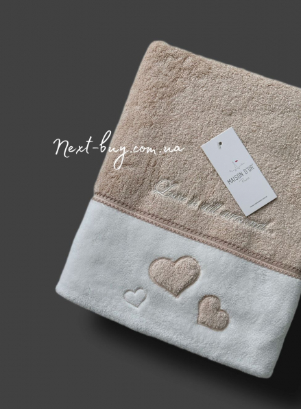 Maison D`or Monique Hearts махровое полотенце для сауны 85х150 розовое