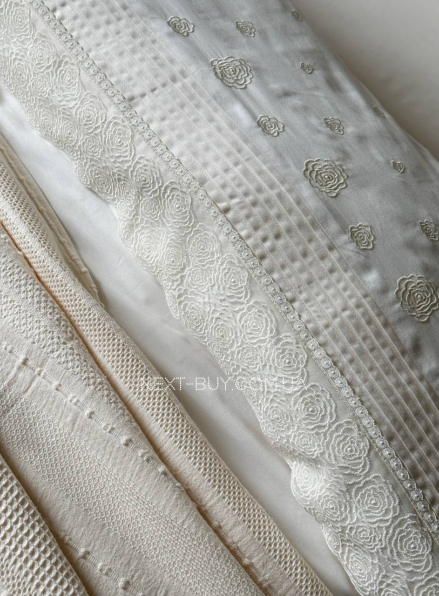 Maison D'or Roesia Estee Krem постільна білизна євро 200х220 сатин з вишивкою