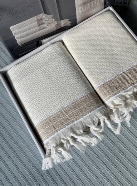 Рушники Maison D'or HARVEY ecru/biege ( 2шт 50*90 / 1шт 90*150)