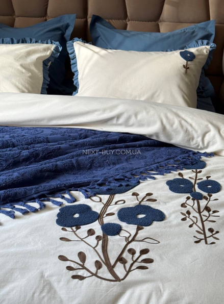 Постільна білизна Saheser Alessa Lacivert євро 200х220 з вишивкою