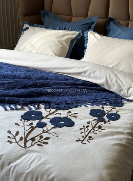 Постільна білизна Saheser Alessa Lacivert євро 200х220 з вишивкою
