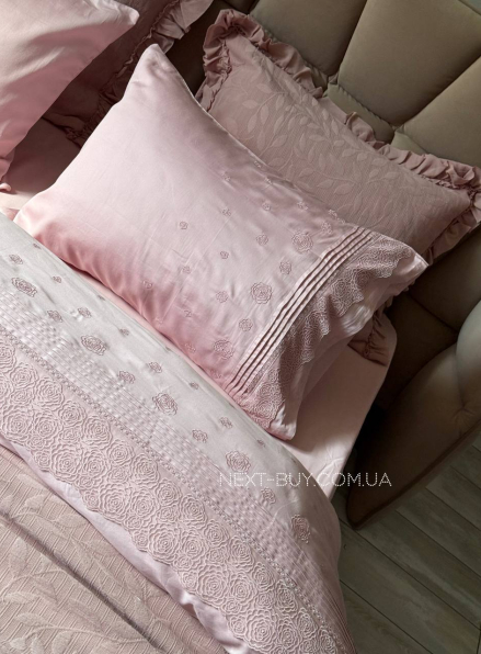 Maison D'or Roesia Estee Rose постільна білизна євро 200х220 сатин з вишивкою