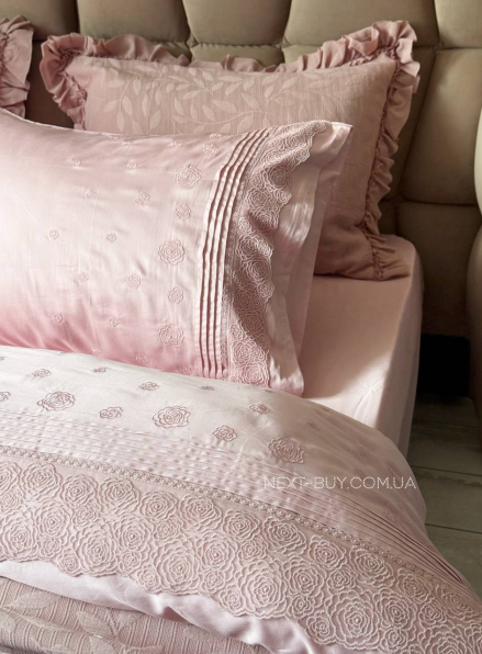 Maison D'or Roesia Estee Rose постільна білизна євро 200х220 сатин з вишивкою