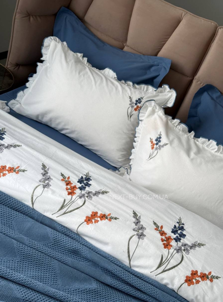 Постільна білизна з вишивкою і піке Saheser Eveline Lacivert євро 200х220