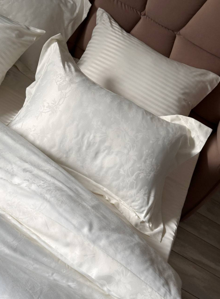 Постільна білизна Maison D'or Ruby Ecru 200x220см бамбук жаккард