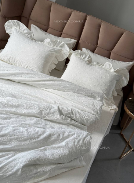 Постільна білизна з простирадлом на резинці Resital White євр жакард, варена бавовна
