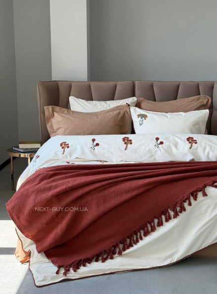 Постільна білизна Saheser Zaira євро 200х220 бавовна з вишивкою