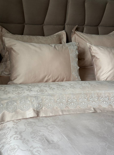 Maison D'or Mirabella Dantella beige постільна білизна 200x220см сатин жаккард бежевий