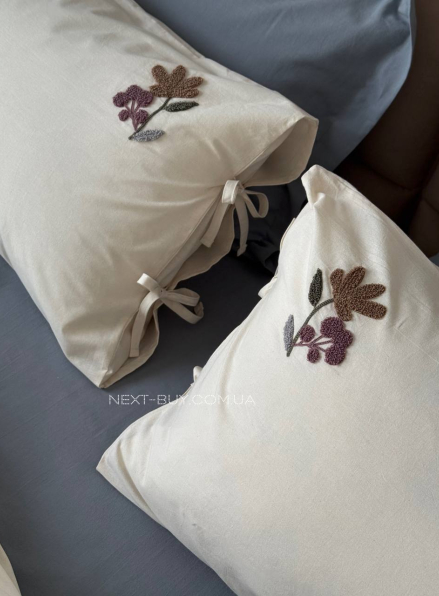 Постільна білизна з піке з простирадлом на резинці Saheser Paula Gri євро