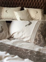 Постільна білизна Maison D'or Helena Bej 200x220см сатин з мереживом - Зображення 4