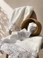 Набор бамбуковых полотенец Maison D'or ROSES Ecru-Lilac 3шт кремовый \ сиреневый — изображение 4