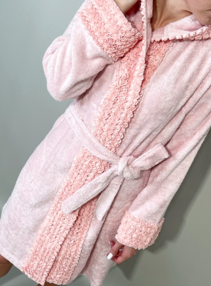 Женский халат бамбуковый Maison D'or Vivienne Rose с розами — изображение 3