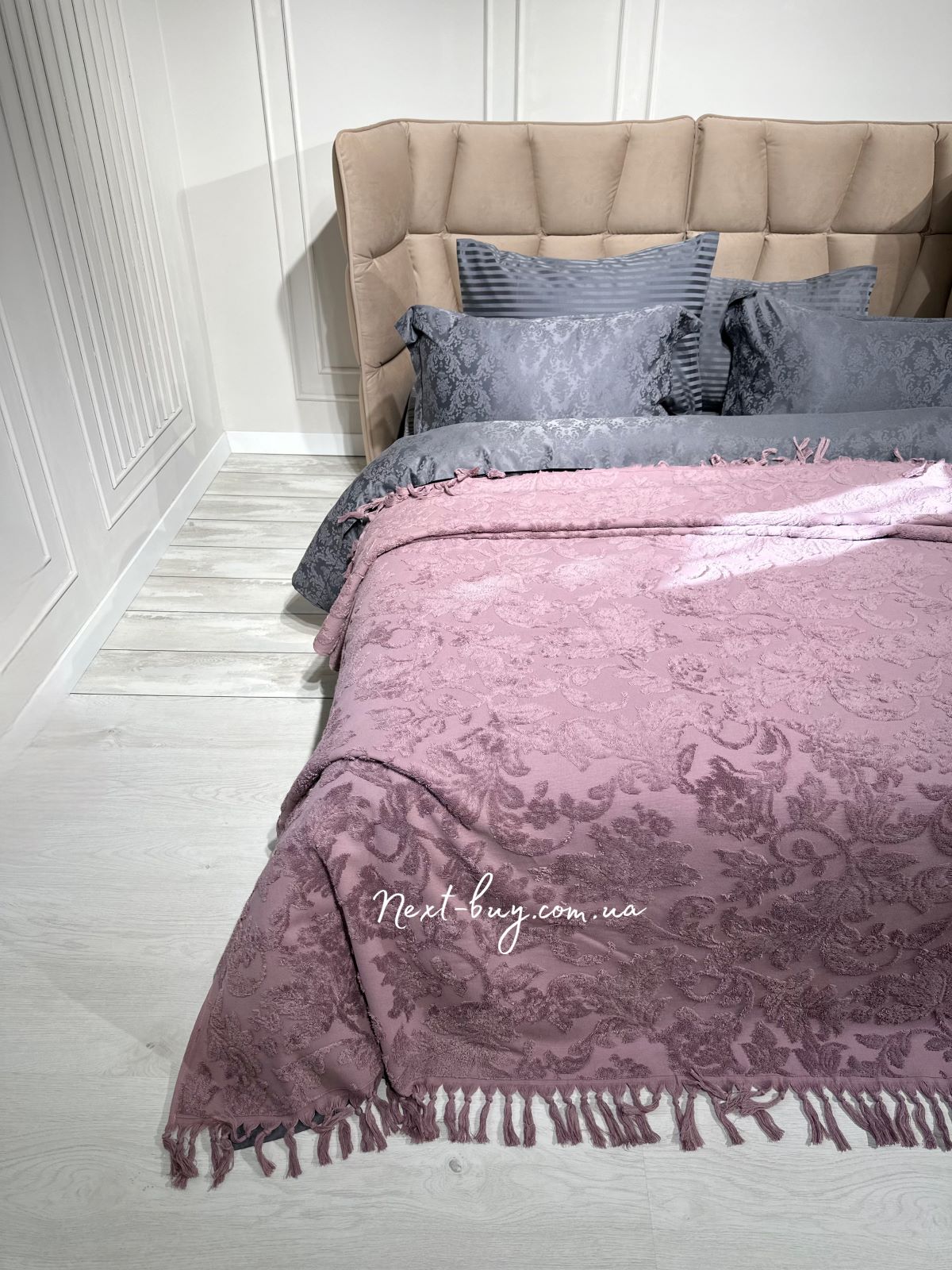 Maison D'or Paris Sanda Bedspread махровая простынь-покрывало 220х240 с бахромой хлопок фиолетовая — изображение 1