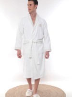 Чоловічий халат Maison D`or Paris Elegance Marine з шалевим коміром і тапочками білий - Зображення 2