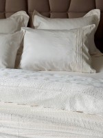 Maison D'or Roesia Estee Krem постельное белье евро 200х220 сатин с вышивкой — изображение 3
