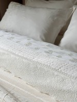 Maison D'or Roesia Estee Krem постельное белье евро 200х220 сатин с вышивкой — изображение 4