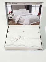 Maison D'or Les Coeurs ecru-dark lilac постільна білизна євро 200х220 сатин з аплікацією з сердечок - Зображення 2