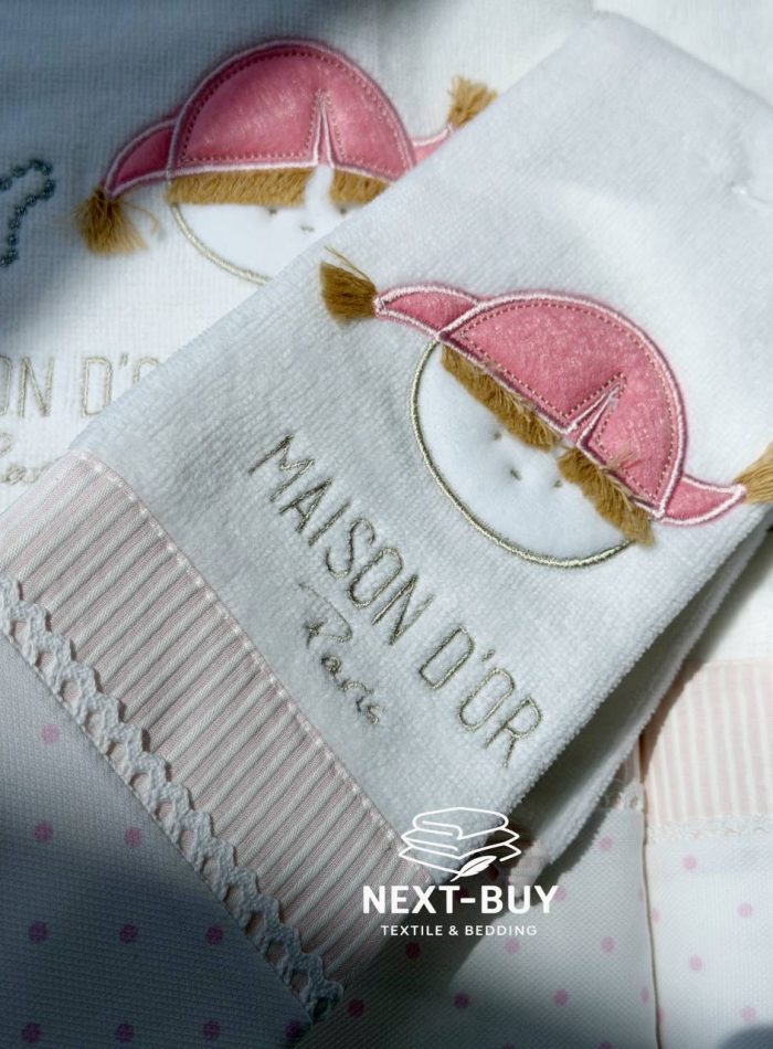 Maison D`or Love Baby комплект розовых детских полотенец 3 шт из хлопка с аппликацией — изображение 7