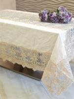 Оксамитова скатертина для столу Gizem krem з мереживом 160х220 Туреччина