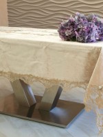 Оксамитова скатертина для столу Zeynep kahve з мереживом 160х220 Туреччина