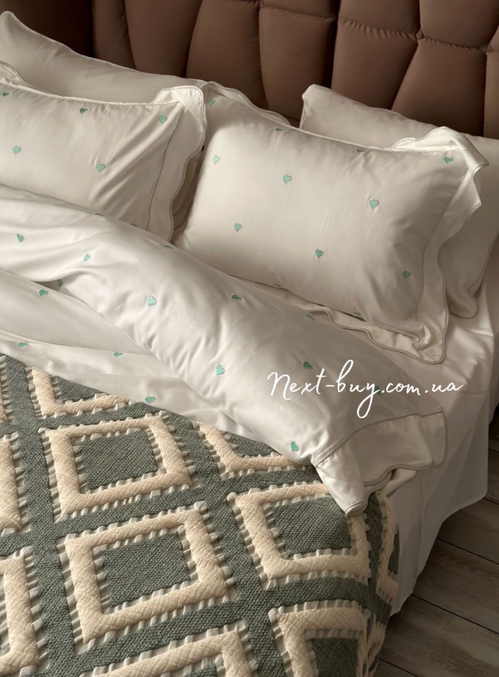 Maison D'or Les Coeurs cream-mint постільна білизна євро 200х220 сатин з аплікацією з сердечок - Зображення 6