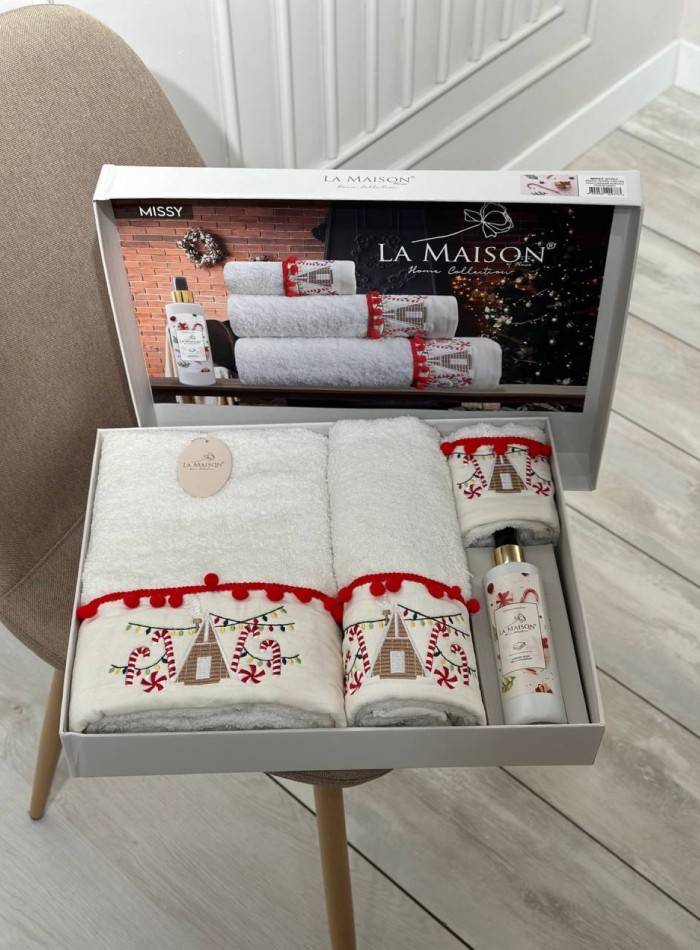 Новогодний набор махровых полотенец La Maison Missy 3шт. + ароматический спрей — изображение 2