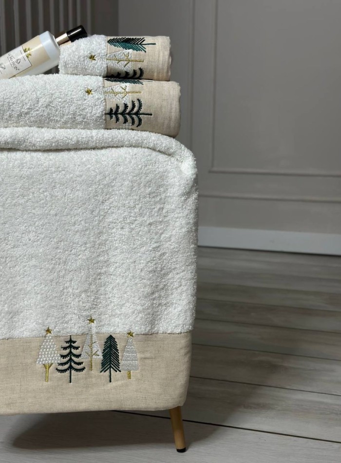 Новогодний набор махровых полотенец La Maison Holly 3шт. + ароматический спрей — изображение 3