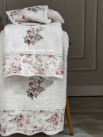 Набор махровых полотенец Maison D'or Lady Roses ecru 3шт. — изображение 2