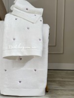 Набір махрових рушників Maison D'or Soft Hearts white-dark lilac з сердечками - Зображення 4