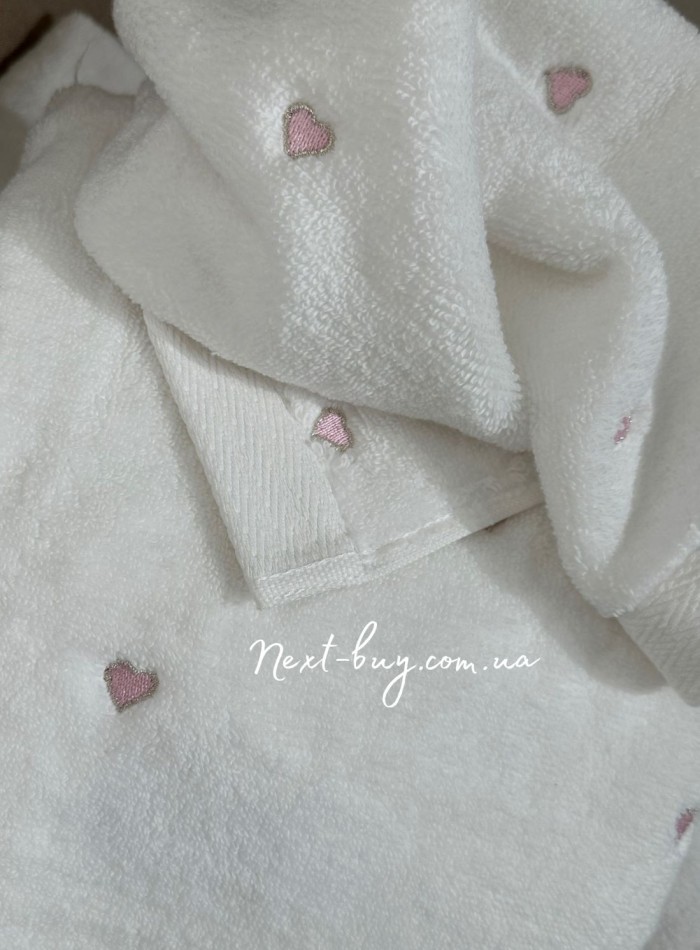 Набор махровых полотенец Maison D'or Soft Hearts white-pink с сердечками — изображение 3